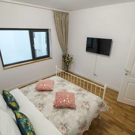 Parliament 19 Apartment Bucharest